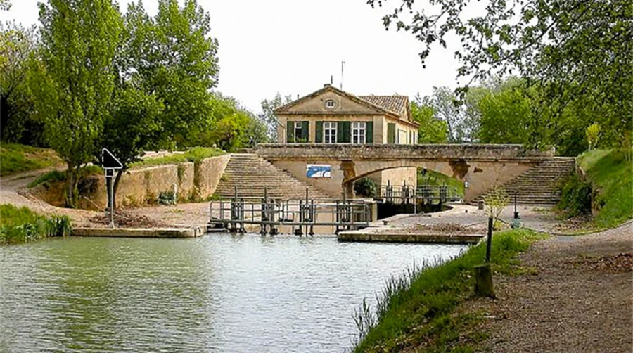 Taxi Sallèles-d'Aude, chauffeur professionnel dans l'Aude